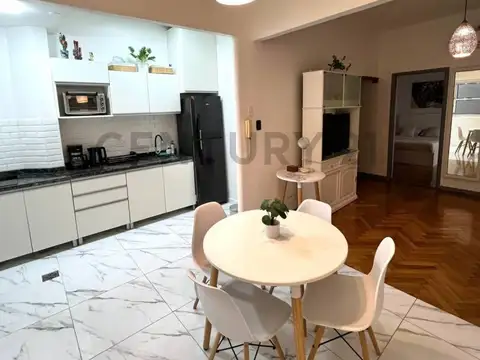 ALQUILER 2 AMBIENTES AMPLIO Y REMODELADO EN LO MEJOR DEL CENTRO DE BUENOS AIRES