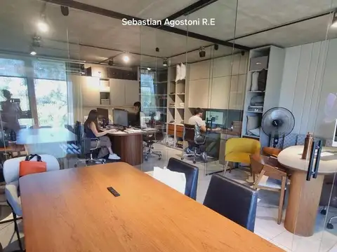 Oficina en Alquiler en Barrio Parque Leloir, USD 1.700