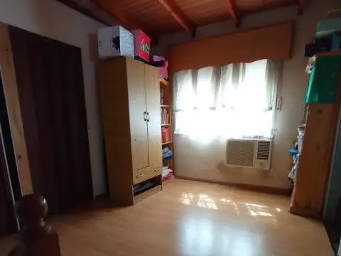 Casa en Venta en Rafael Calzada, USD 100.000