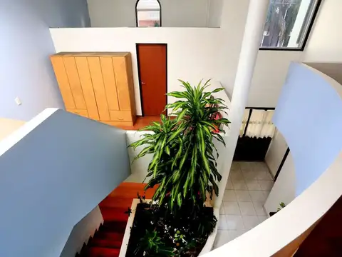 Casa 6 ambientes con 3 baños