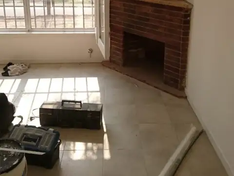Depto Tipo Casa en Venta con 1 cochera