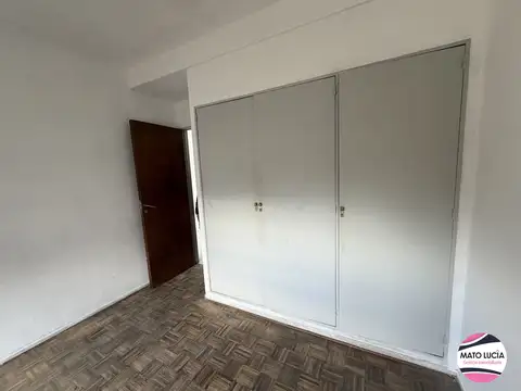 Departamento en Alquiler en Flores, $ 790.000