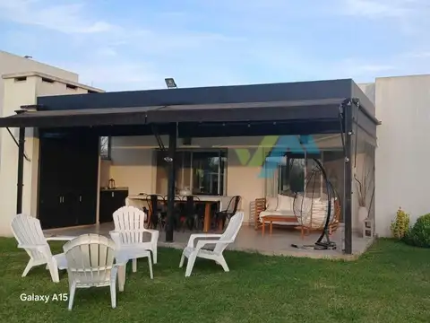 Casa en Venta en Pilar Del Este, USD 230.000