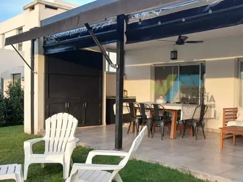 Casa  en Venta en Pilar del Este, Pilar, G.B.A. Zona Norte