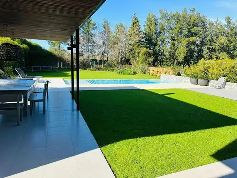 Casa en Alquiler Temporal de 4 dormitorios