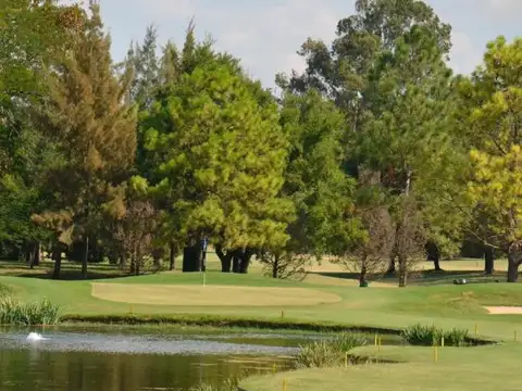 Hermoso lote en Venta en Barrio  La Martona