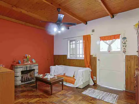 Depto Tipo Casa en Venta 46 años