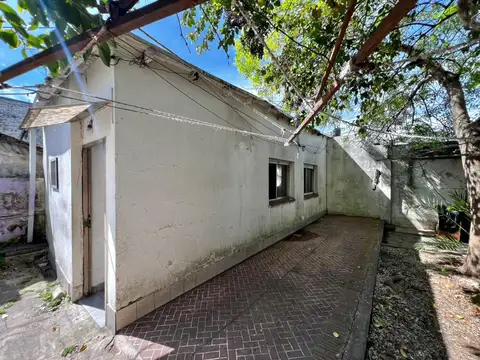 Depto Tipo Casa en Alquiler 50 años
