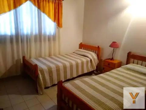 Depto Tipo Casa 4 ambientes con 2 baños