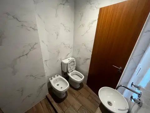 Alvarado 527 , Piso 1