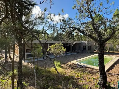 Casa en Venta en Villarobles, USD 340.000