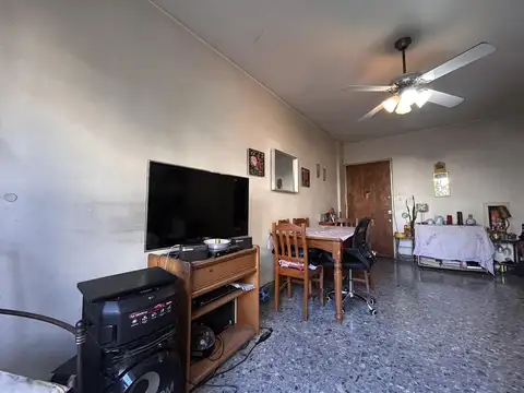 Departamento 4 ambientes con 2 baños