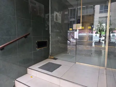 Departamento de tres ambientes en alquiler en Recoleta
