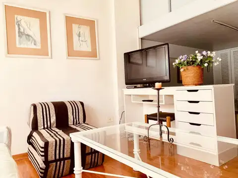Suipacha 1100, Piso 12°