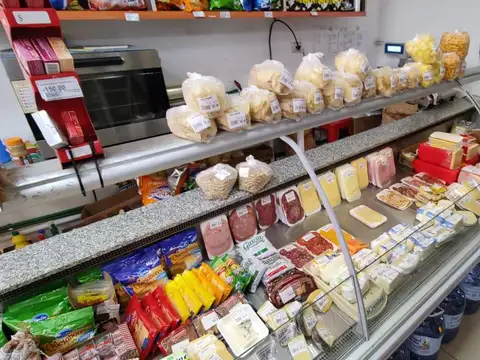 467 e/ 17 y Sarmiento