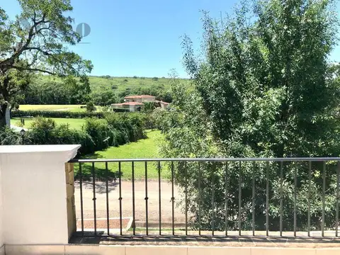 Casa en Alquiler en San Lorenzo, USD 3.000