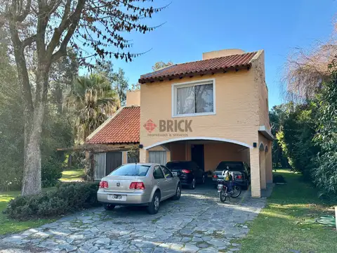 Casa en Venta de 5 dormitorios
