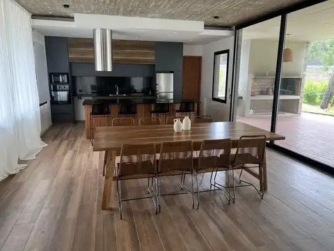 Casa en Venta en Álamos 2, USD 380.000