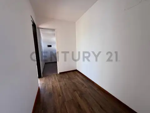 419 y 21D 1900, Piso 1