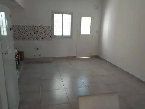 Casa de 3 ambientes en Ituzaingó Sur