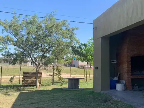 Casa en venta - 1 Dormitorio 1 Baño - Cocheras - 904Mts2 - Los Potreritos, San Miguel del Monte