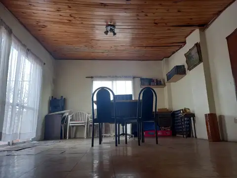 Depto Tipo Casa en Venta de 4 ambientes