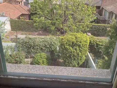 Almte Brown 200, Piso 3