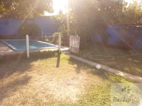 Casa 5 ambientes con 2 baños