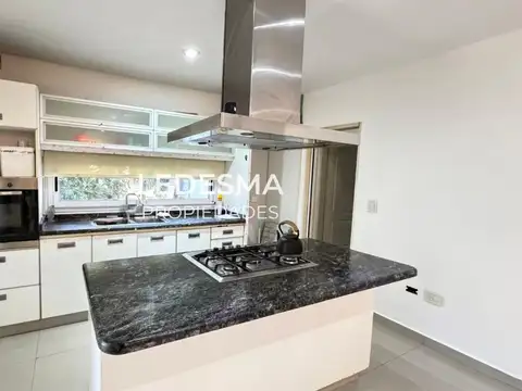 Casa en Venta de 5 dormitorios