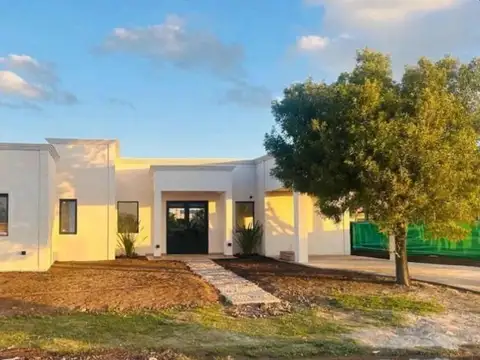 Casa de 4 ambientes A ESTRENAR en Horizontes al Sur. Ruta 16, Canning-Presidente Perón.