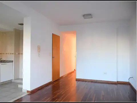 Departamento en Alquiler en Abasto, $ 750.000