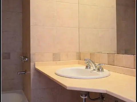 Departamento en Alquiler al Este