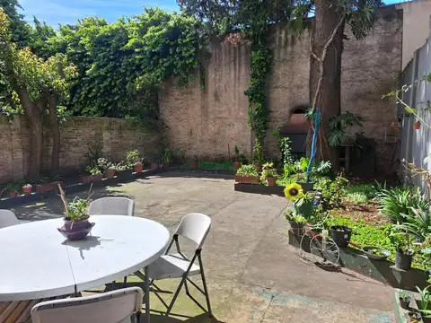 LACROZE 3800 - CHACARITA - 3 AMB. C/ GRAN PATIO/JARDÍN !...