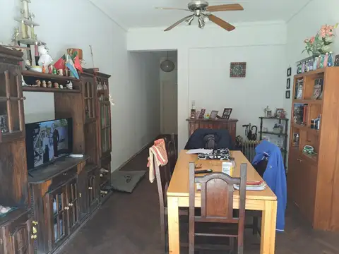 Departamento en Venta en Chacarita, USD 180.000