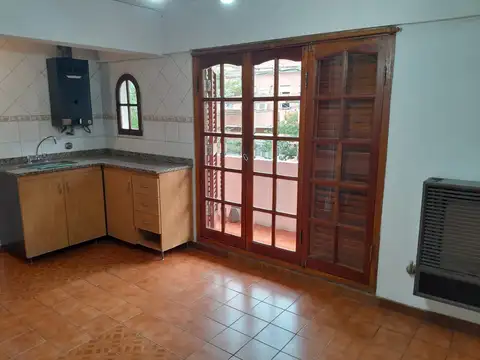Depto Tipo Casa 3 ambientes con 1 baño