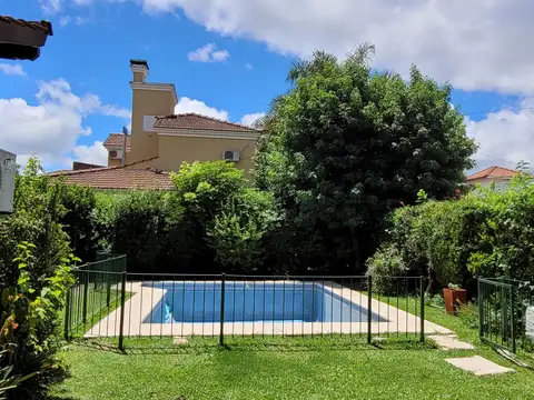 Casa en Venta al Oeste