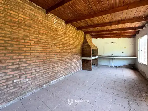 Casa 4 ambientes con 3 baños