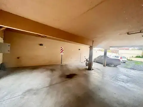 Cochera en alquiler - Pacifico Rodriguez 5152