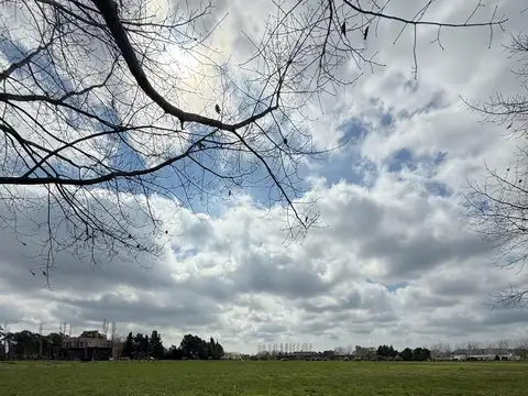 Terreno en Venta 127  mts Fondo