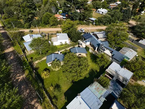 2 cabañas en venta a 50 mts del río – B° Villa Strada- Sta Rosa de Calamuchita – Cód 1002