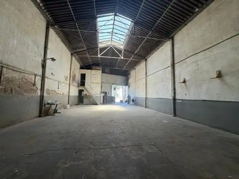 Venta  Galpón en Ciudadela.