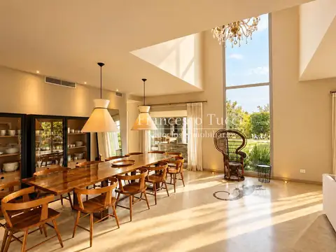 Casa en Venta de 5 dormitorios
