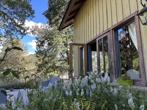 Casa   Cabaña Independiente en Altos del Sol – Gran Lote y Potencial- San Martin de los Andes