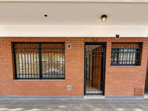 PH 3 AMBIENTES PB CON PATIO – PARQUE AVELLANEDA