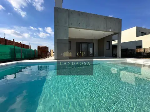 SGCASA VENTA BARRIO SANTA ELISA