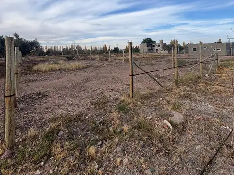 Terreno en Venta 12  mts Fondo