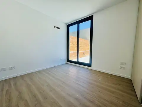 Departamento en Venta en Alberdi, USD 169.500