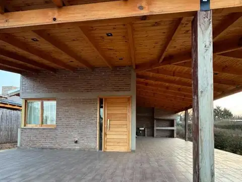 VENTA CASA POTRERO DE GARAY
