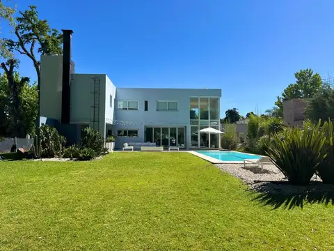 Casa en Venta de 5 dormitorios