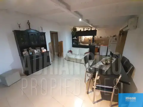 Casa en Venta con 1 cochera